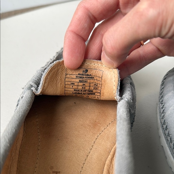 Manitobah Gray Moccasins Leather Suede - Picture 13 of 16